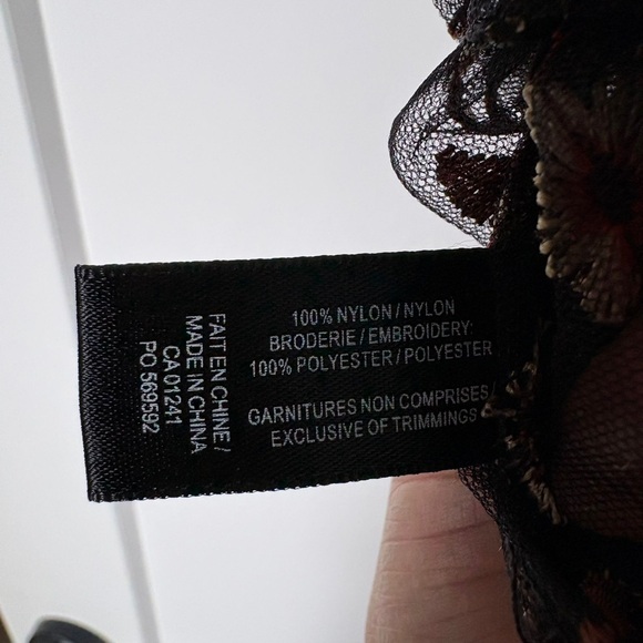 Simons Icône Sheer Black Floral Embroidered Top | Romantic Goth Swift - Picture 9 of 9